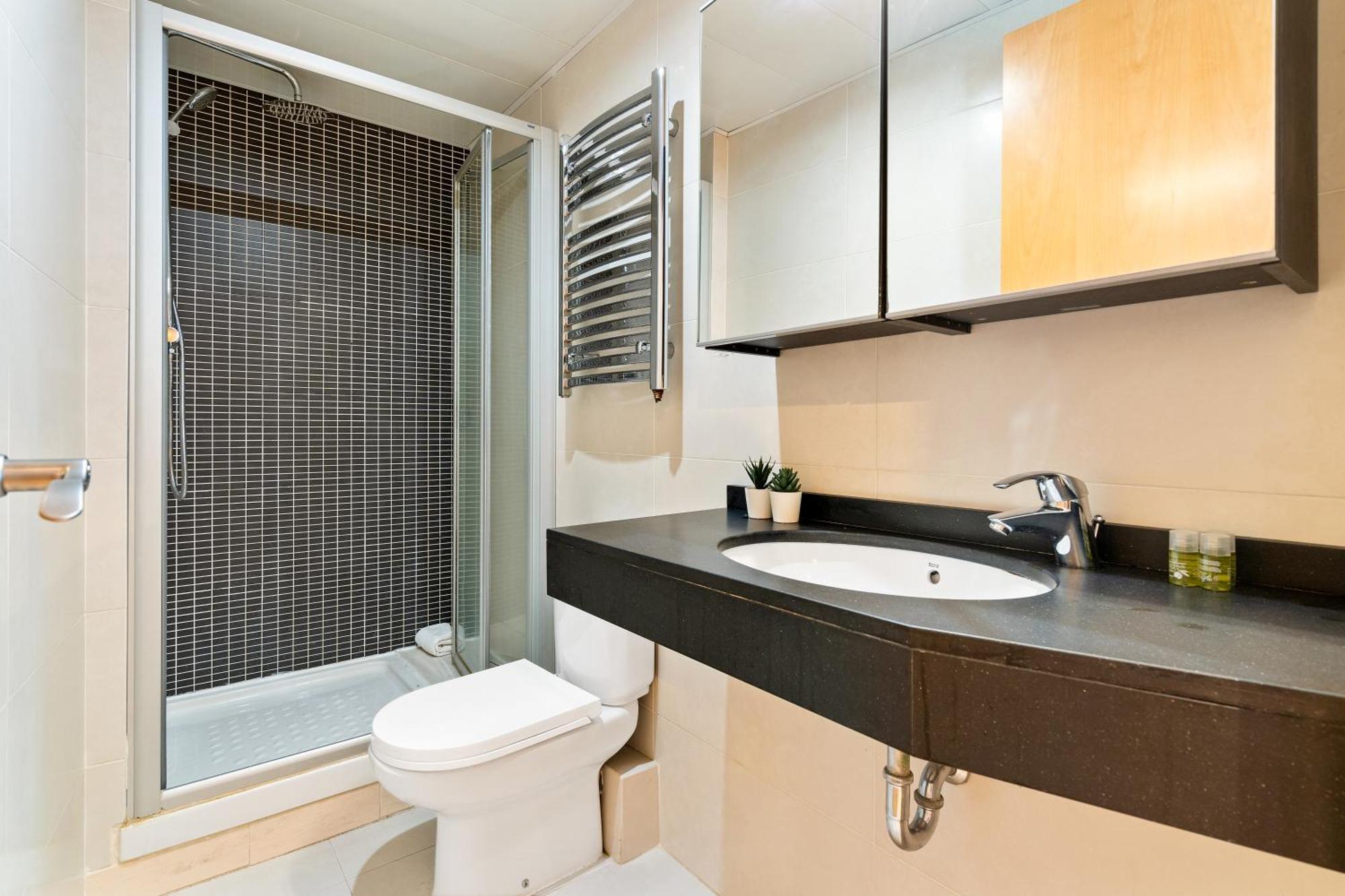 Fridays Flats Bright & Breezy Apartment บาร์เซโลนา ภายนอก รูปภาพ