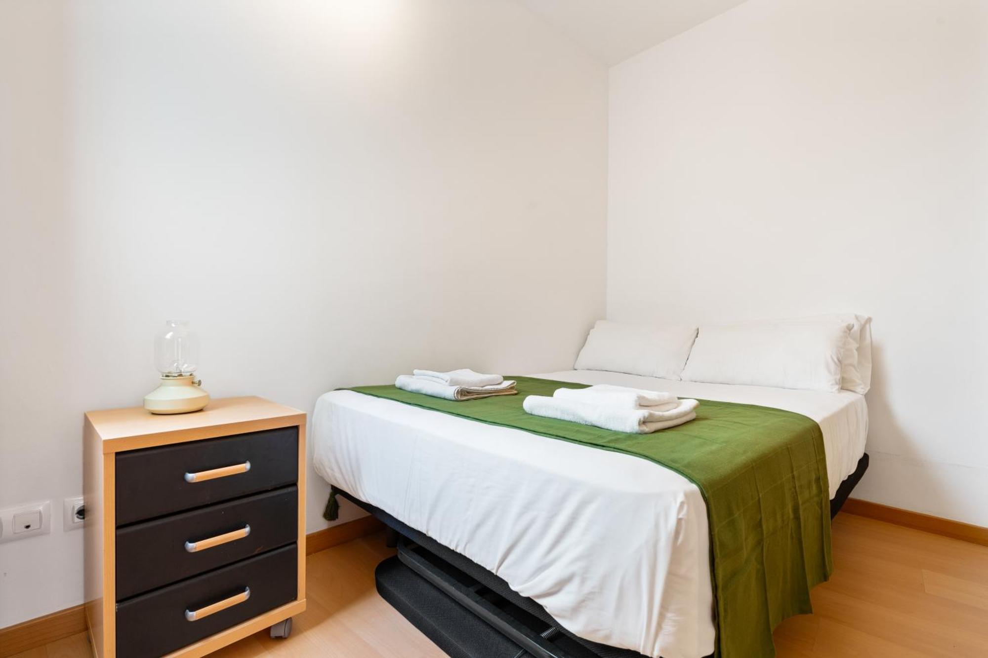 Fridays Flats Bright & Breezy Apartment บาร์เซโลนา ภายนอก รูปภาพ