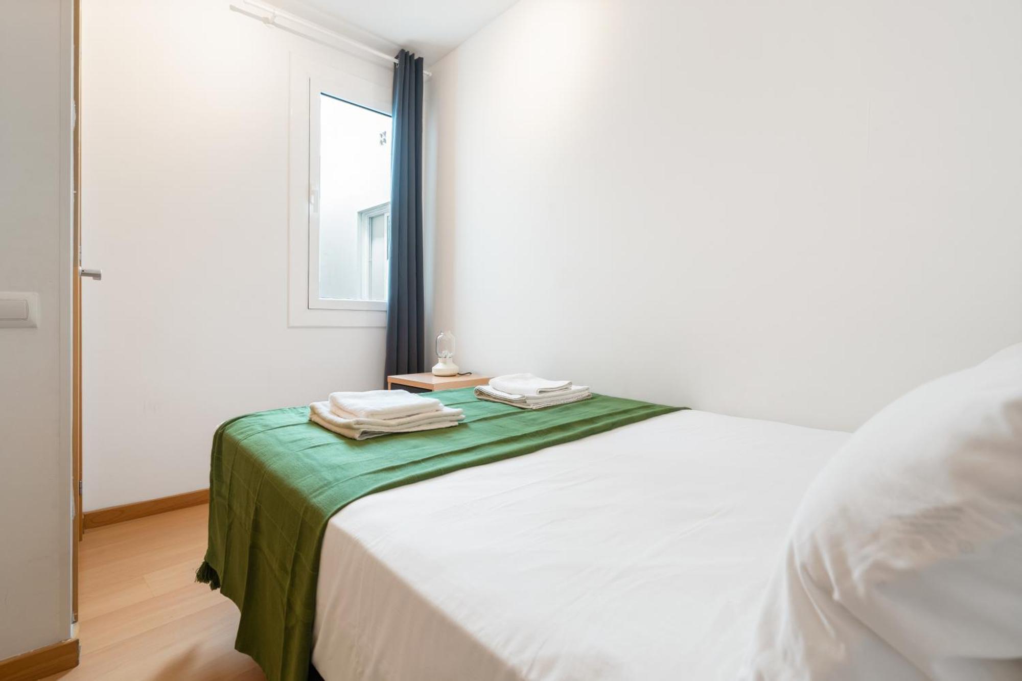 Fridays Flats Bright & Breezy Apartment บาร์เซโลนา ภายนอก รูปภาพ